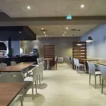 Otel Campanile Prime - Paris