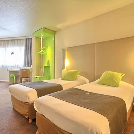 Campanile Paris Est - Hotel