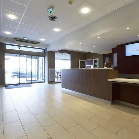 Campanile Paris Est -