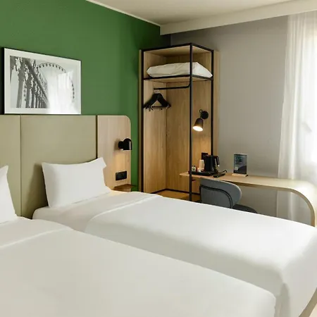 Hotell Campanile Paris Est -