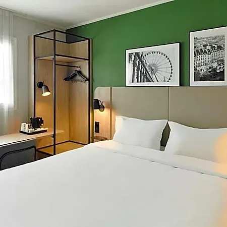 Otel Campanile Prime - Paris 3*