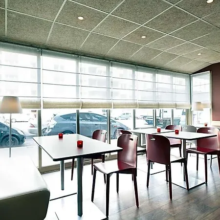 Campanile Prime - Paris Otel