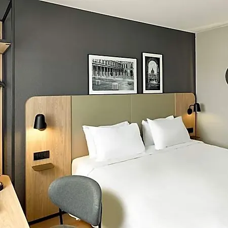 Campanile Prime - Paris