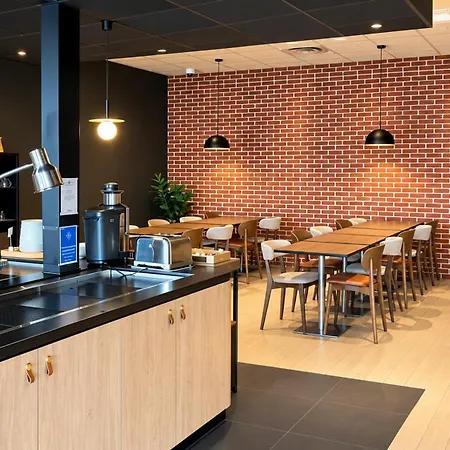 Campanile Prime - Paris 3*