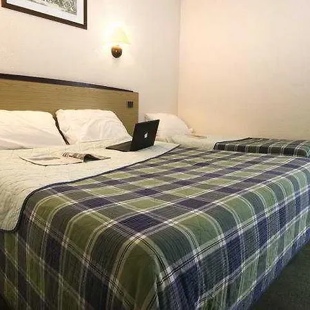 호텔 Campanile Prime - Paris 3*