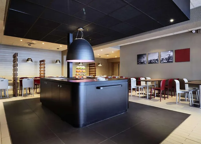 Campanile Prime - Paris فندق