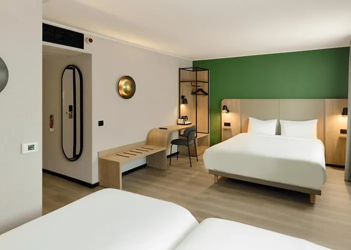 Campanile Prime - Paris فندق 3*